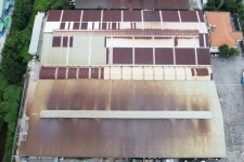 Factory repair - Replace leaking roof to ensure production safety